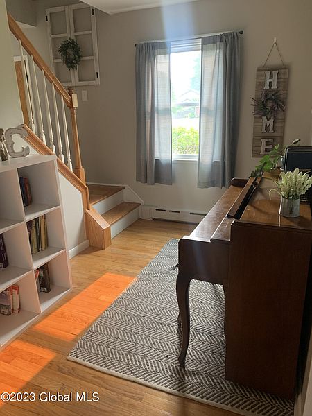 5th image of 8 East Avenue
