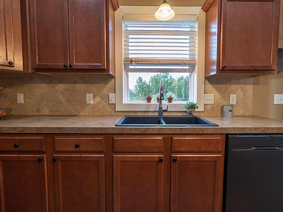 4th image of 1661 Silverbow Dr SE