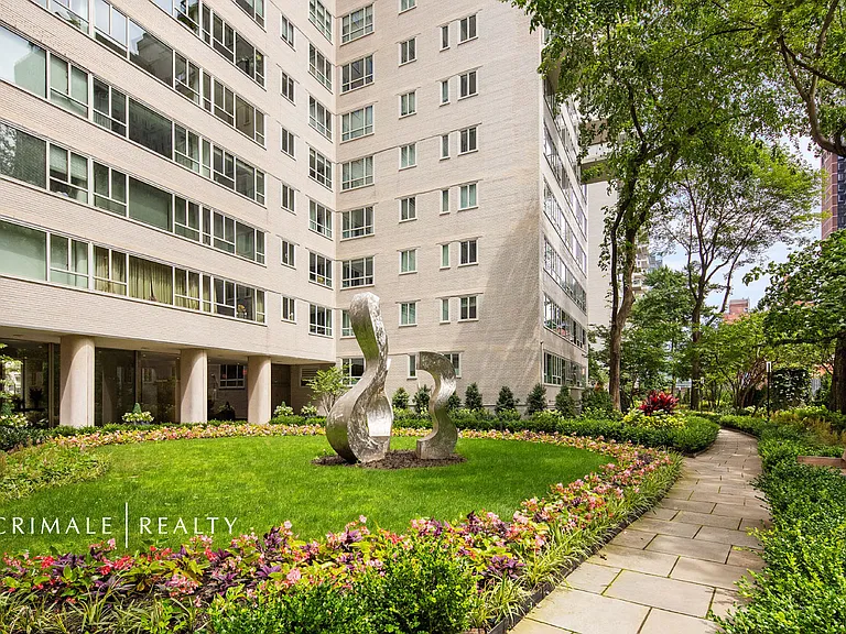 200 E 66th St #D1404 — Photo 10