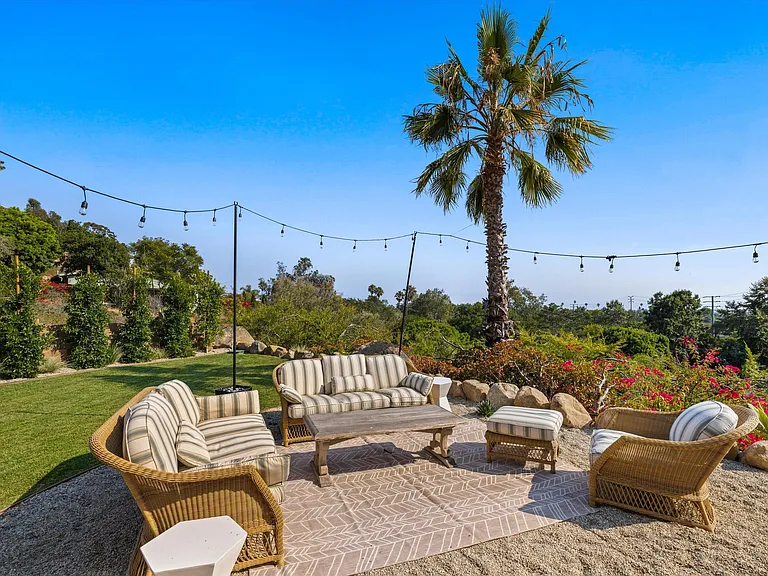 1378 Sycamore Canyon Rd — Photo 30