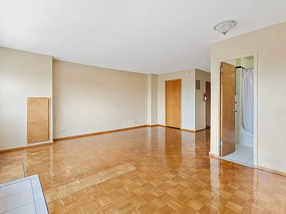 5th image of 87-50 167th St #3D