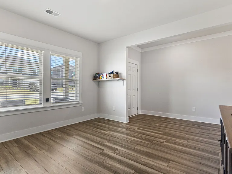 304 Garrison Grove Dr — Photo 15