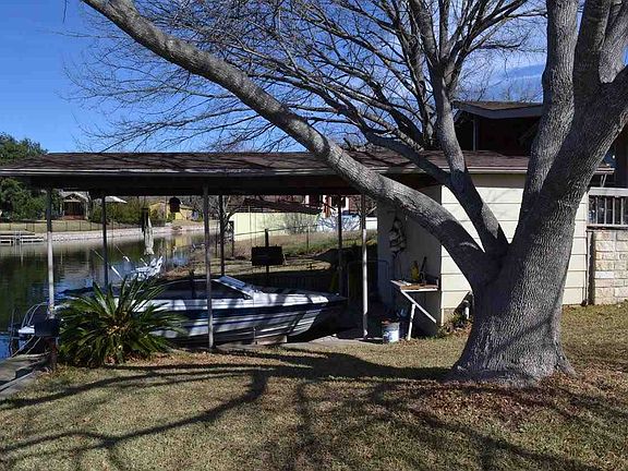 5th image of 626 County Road 136b
