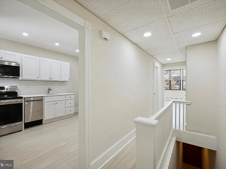 2308 E Allegheny Ave #2 — Photo 11