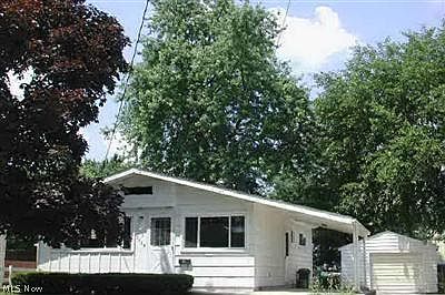 1st image of 2928 Woodridge Ave