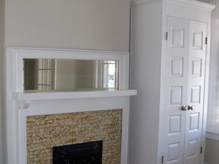 2815 Ellwood Ave #1 — Photo 4