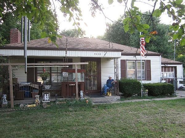 1st image of 3000 N 77th St