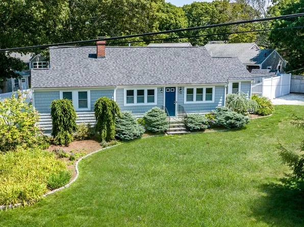 36 Fourth Avenue, West Hyannisport, MA 02672
