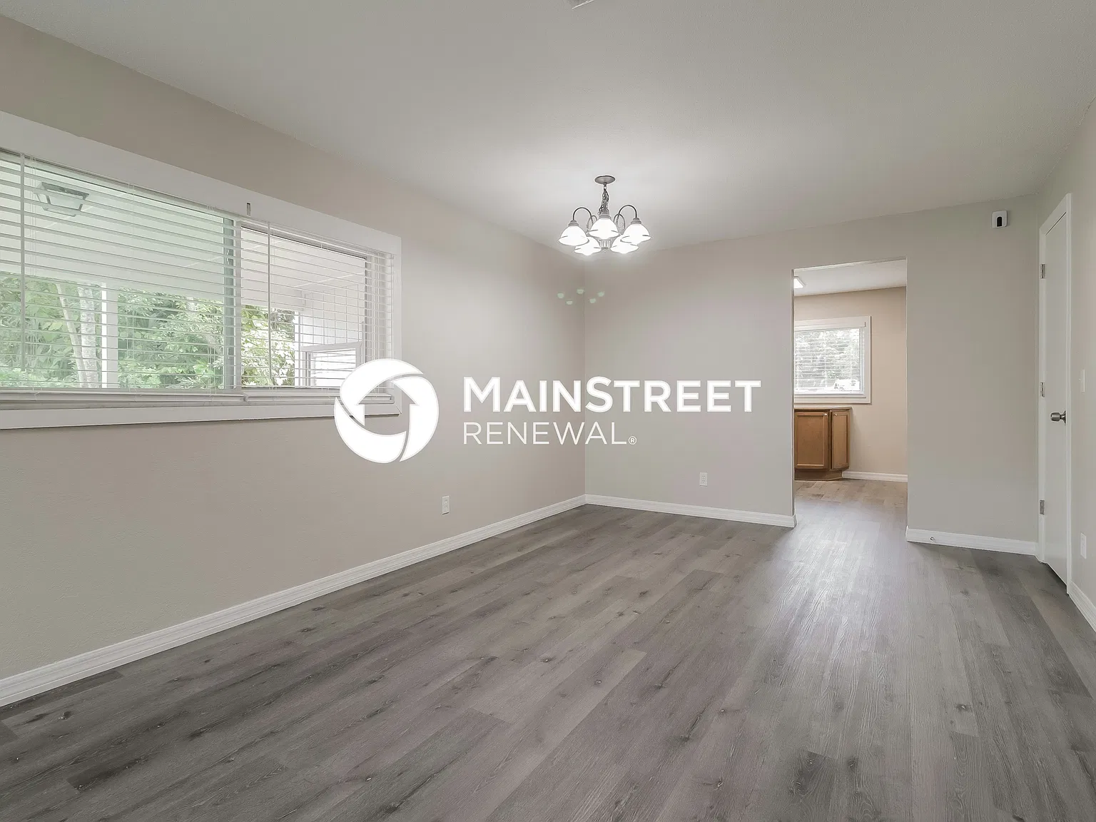 209 OAK ST — Photo 4