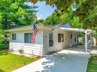 3786 Michigan Dr, Lakeport, MI 48059