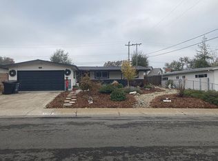 1204 McKinley Dr, Roseville, CA 95661