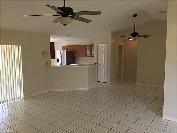 3rd image of 218 NW 3rd Ln