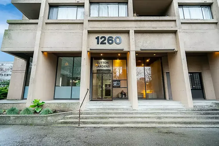 Building Photo - 1260 Nelson St #1004