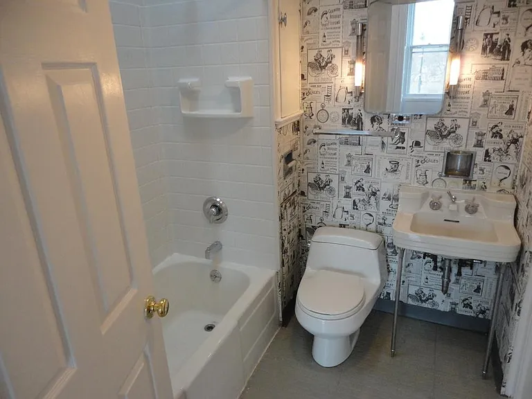 602 Madison Ave #2 — Photo 1