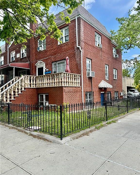 1st image of 1527 E 34th St