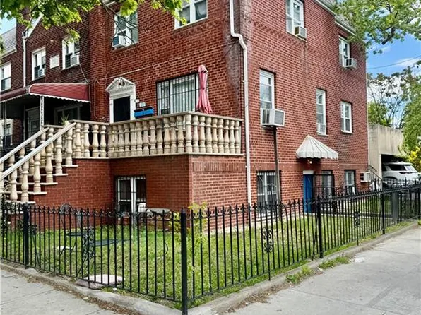 1527 E 34th St, Brooklyn, NY 11234