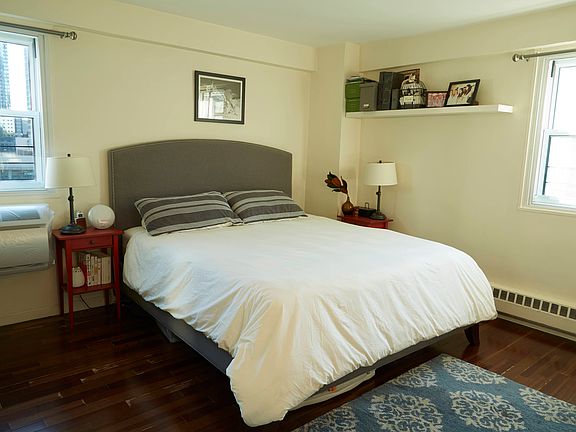 4th image of 122 Ashland Pl APT 10A