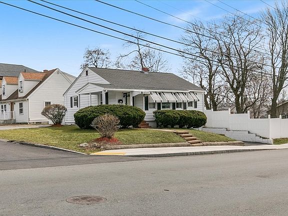 2nd image of 325 E Haverhill St