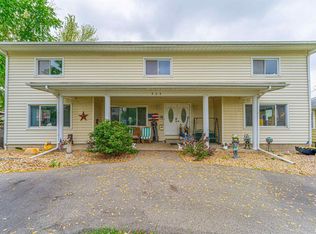 808 4th St, Lincoln, IL 62656