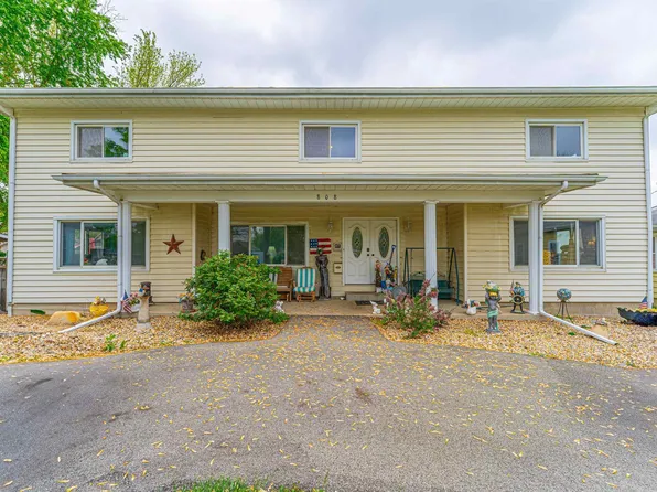808 4th St, Lincoln, IL 62656