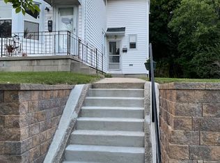 160 E Prospect St, Pt Washington, WI 53074