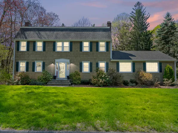 28 Hilltop Drive, Trumbull, CT 06611