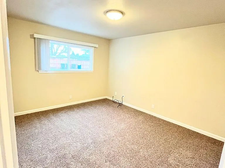 0750 - 50 Cameo Dr — Photo 9
