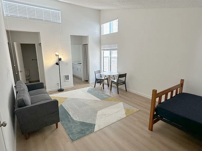 2435 Haste St #7-A — Photo 7