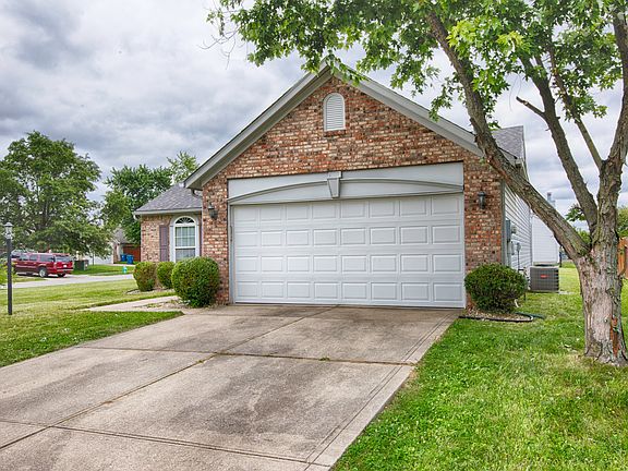 5th image of 2211 Autumn Creek Dr
