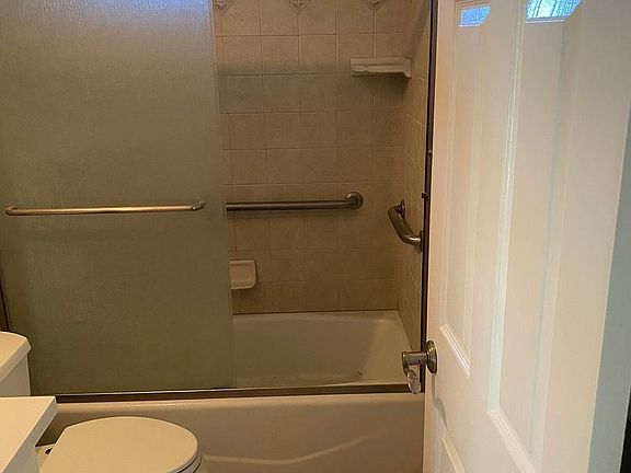 5th image of 2352 Maryal Dr