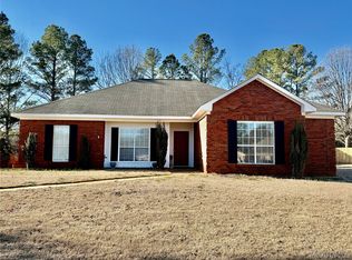 175 Post Oak Pl, Wetumpka, AL 36093