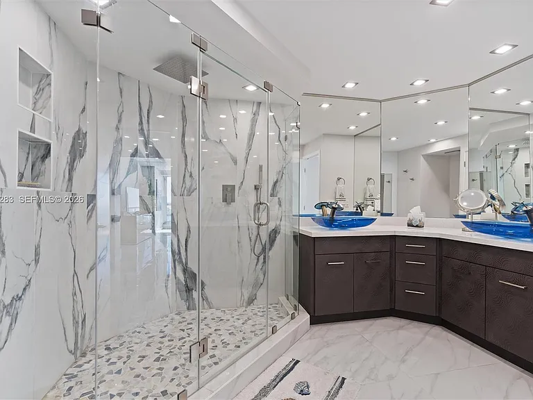 2100 S Ocean Ln #502 — Photo 23