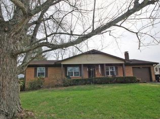 3404 S Fountaincrest Dr, Knoxville, TN 37918