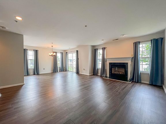 5th image of 6209 Riverfront Dr