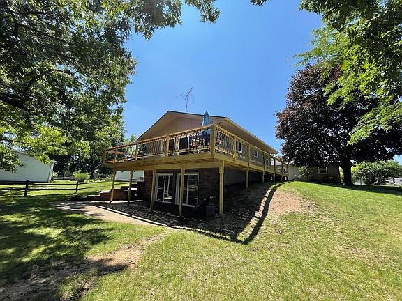 3rd image of 4316 Dawn Dr
