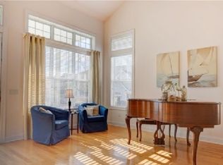 122 Beethoven Ct, Eastport, NY 11941