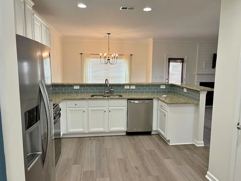 241 Saint Lucie Dr — Photo 8