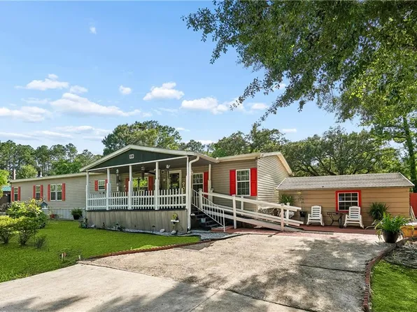 37410 E Pinehill Dr, Slidell, LA 70460