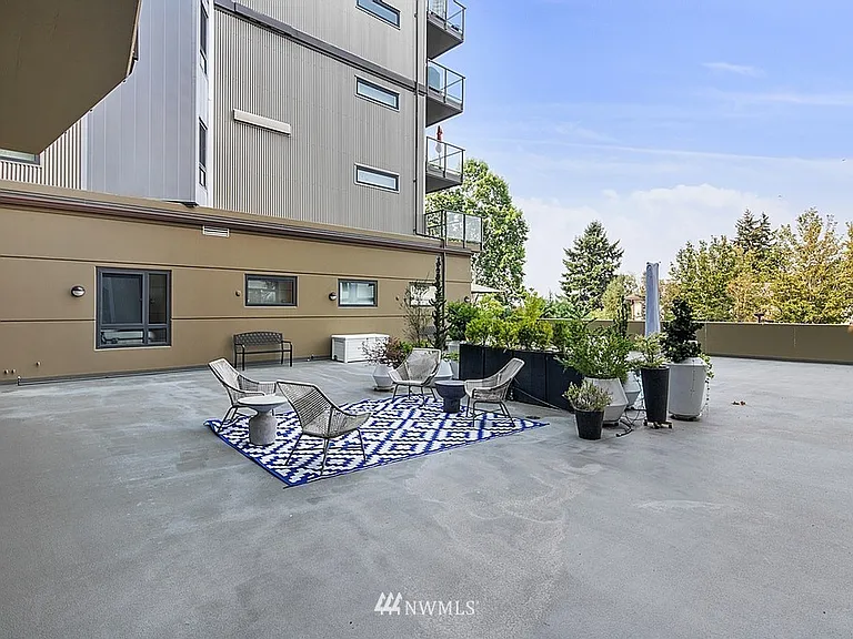 5001 California Ave SW #513 — Photo 9