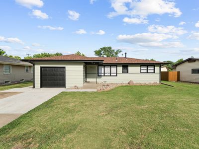 2037 Roach St, Salina, KS, 67401