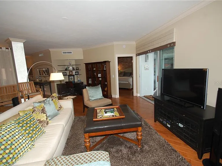 4634 Mirada Way #19 — Photo 7