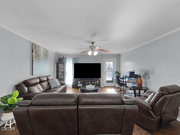 5th image of 141 Kensington Cv