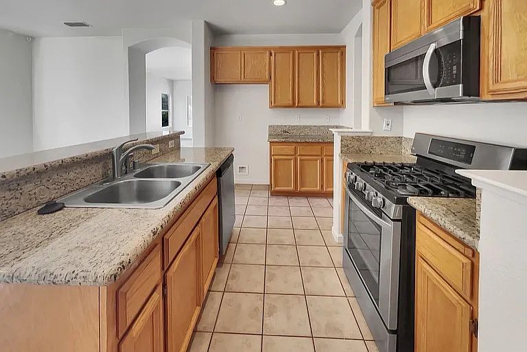 1st image of 15281 Theresa Ave #1