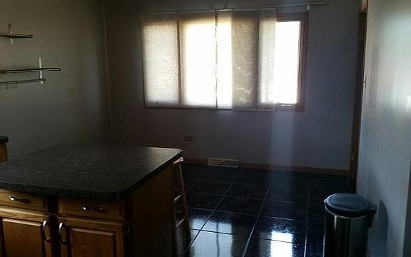 2nd image of 700 Peoria St #A