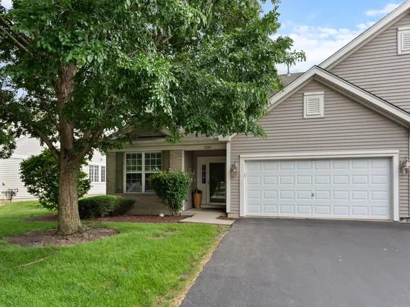 8200 Tremont Ln, Joliet, IL 60431