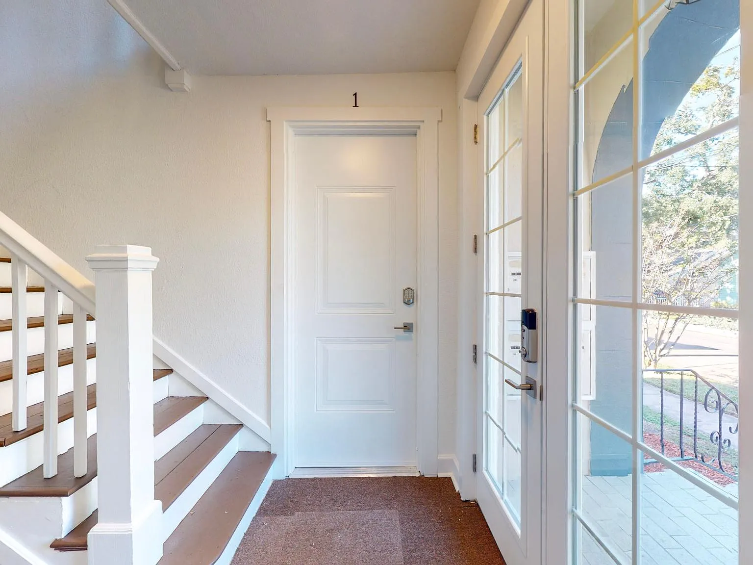 3112 W Empedrado St — Photo 2