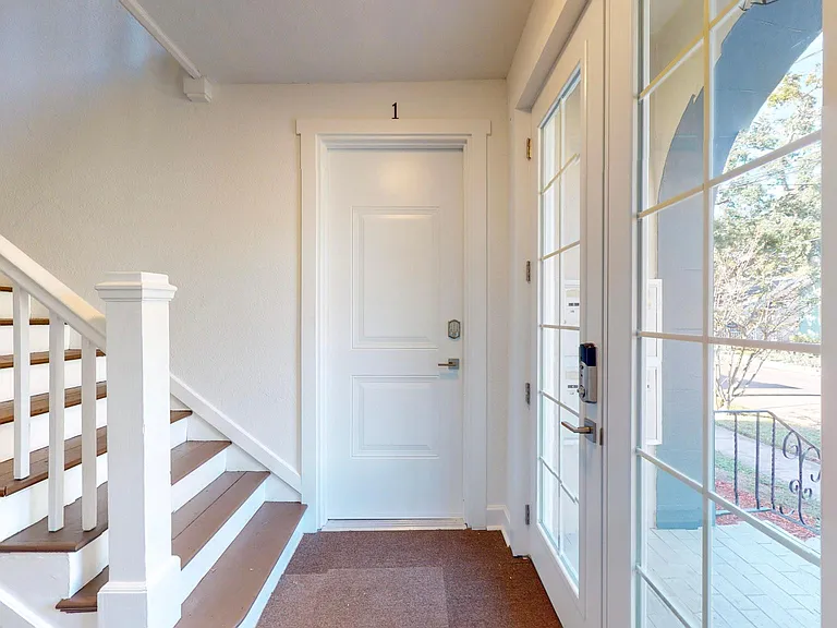3112 W Empedrado St — Photo 2