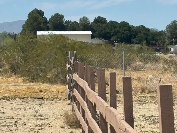 108 Ste Vic Fairmaid A St, Littlerock, CA 93543