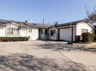 4374 N 9th St, Fresno, CA 93726