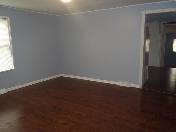 2nd image of 3047 Homewood St SW